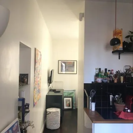 Apartment 9e *