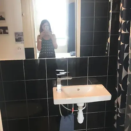 9e Apartment Paris